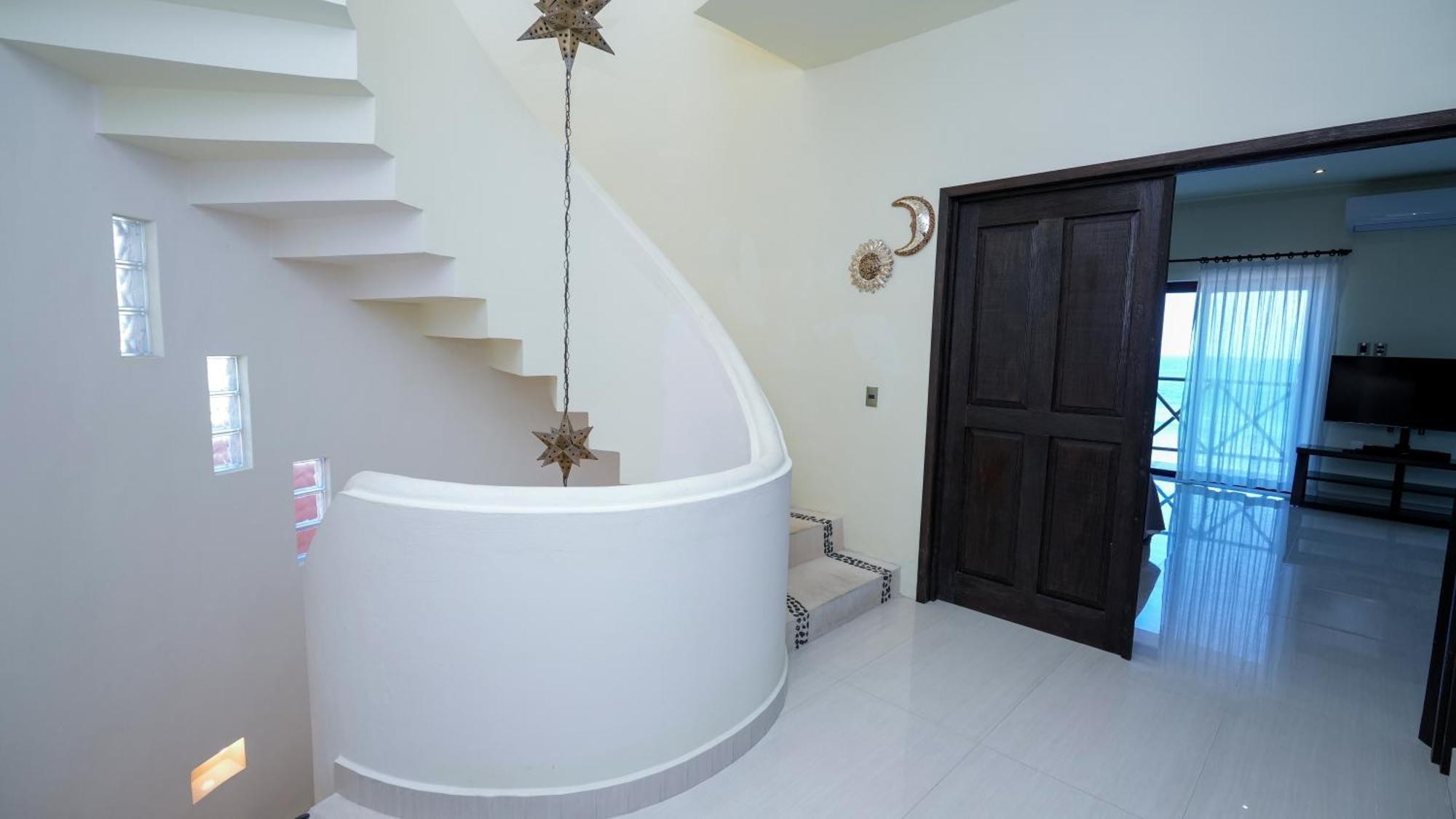 Casa Javi- Ocean Front Located Mid Isla Mujeres Villa ภายนอก รูปภาพ
