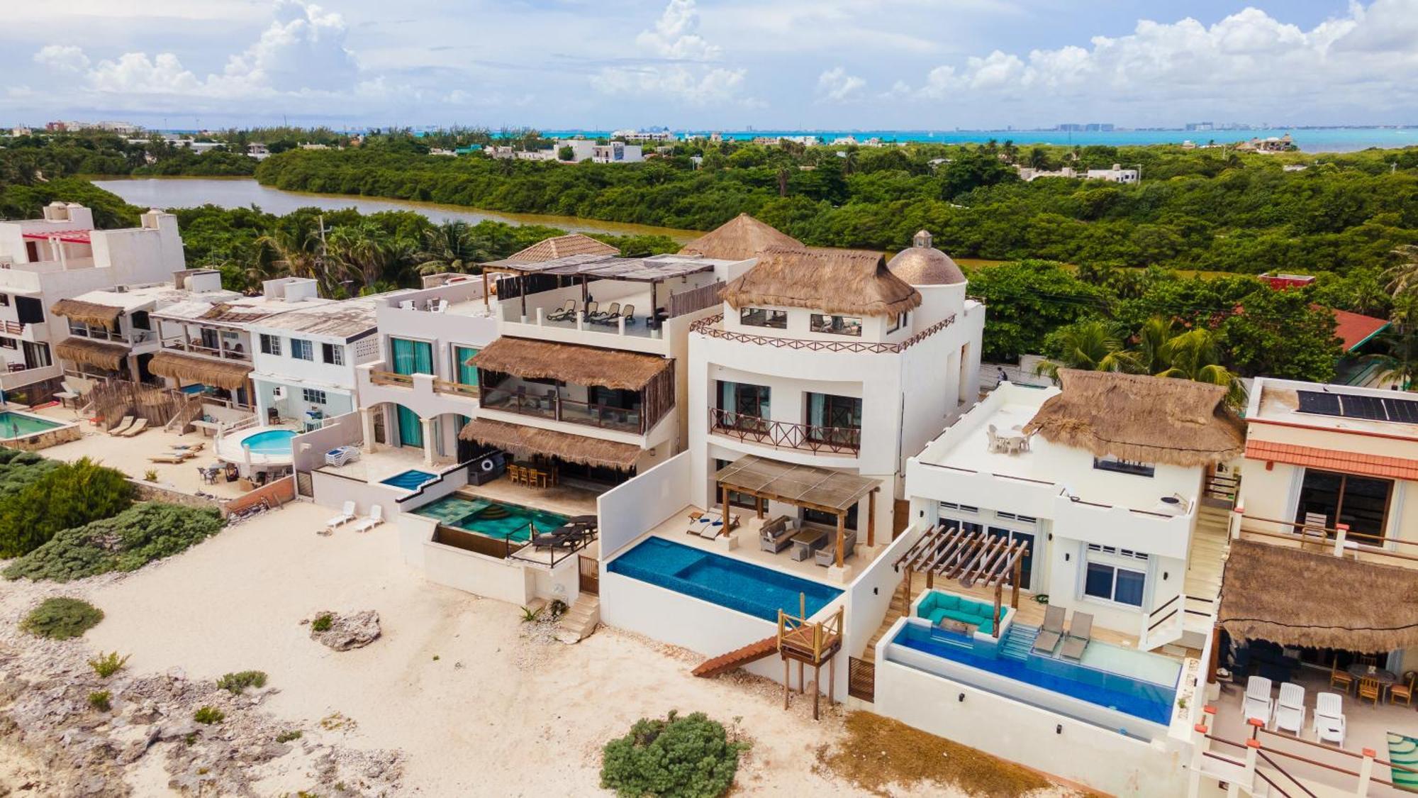 Casa Javi- Ocean Front Located Mid Isla Mujeres Villa ภายนอก รูปภาพ
