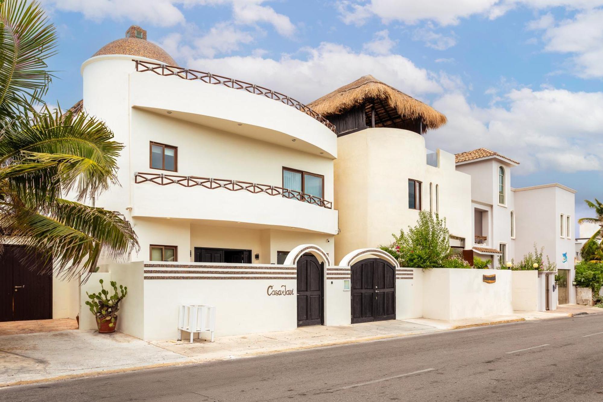 Casa Javi- Ocean Front Located Mid Isla Mujeres Villa ภายนอก รูปภาพ