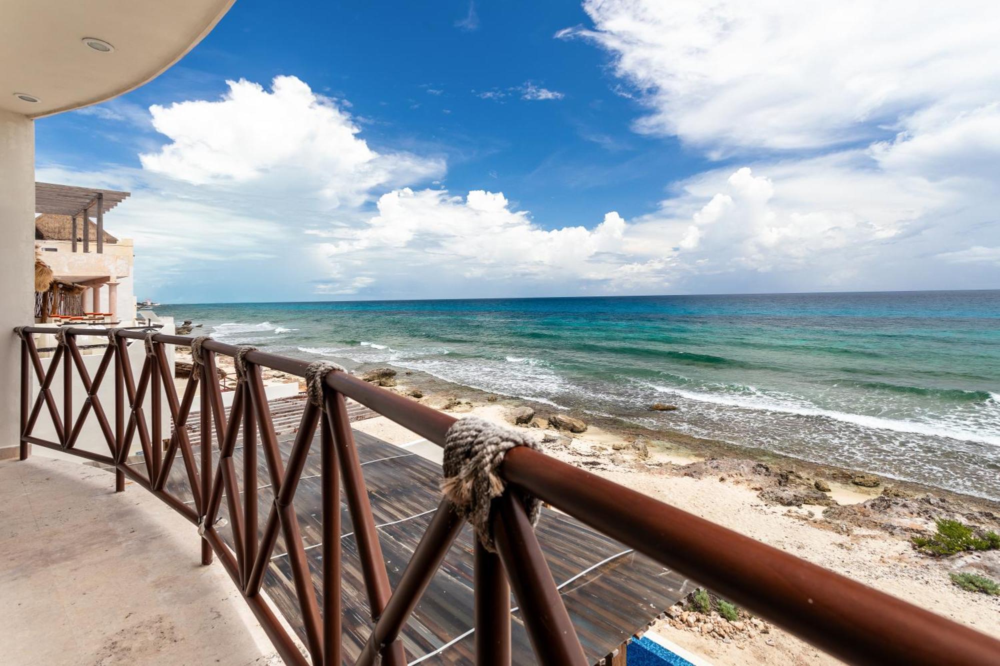 Casa Javi- Ocean Front Located Mid Isla Mujeres Villa ภายนอก รูปภาพ